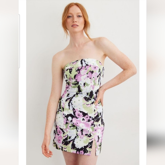 Dynamite Hydrangea Dress - Picture 1 of 3